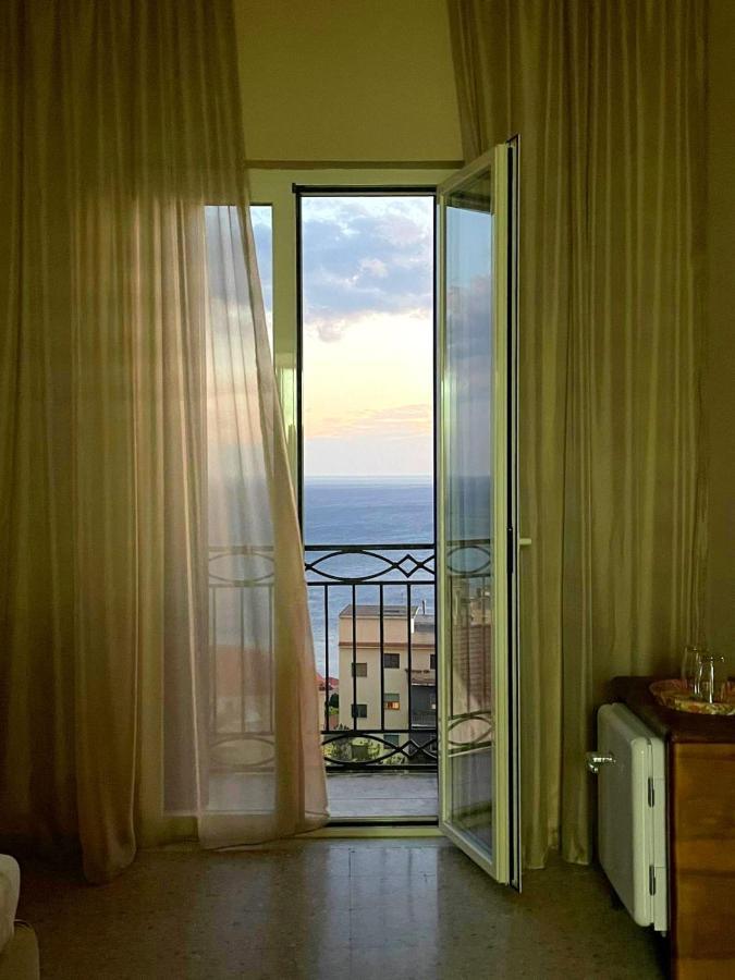 Sagittarius B&B Cetraro Bagian luar foto