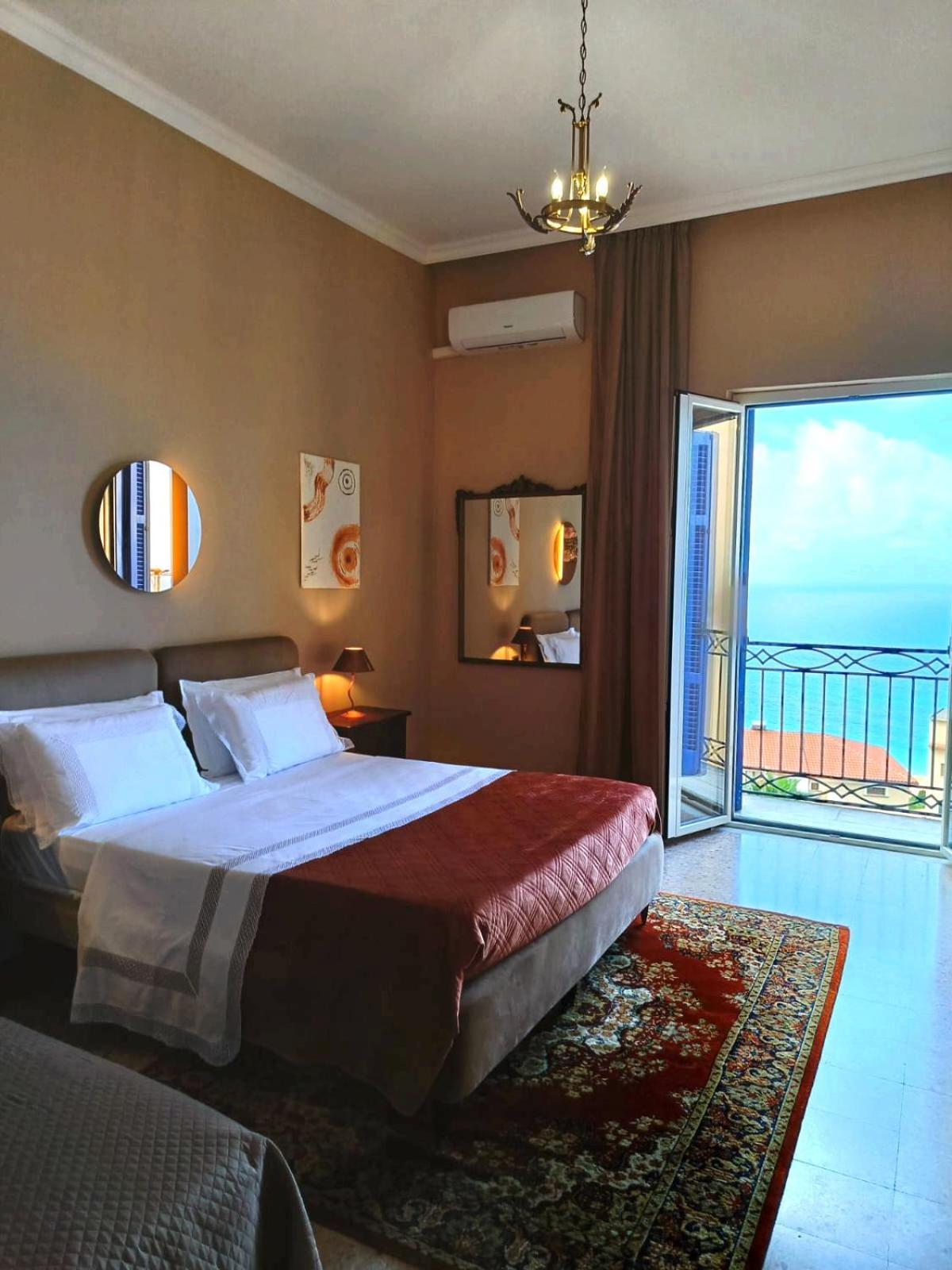 Sagittarius B&B Cetraro Ruang foto