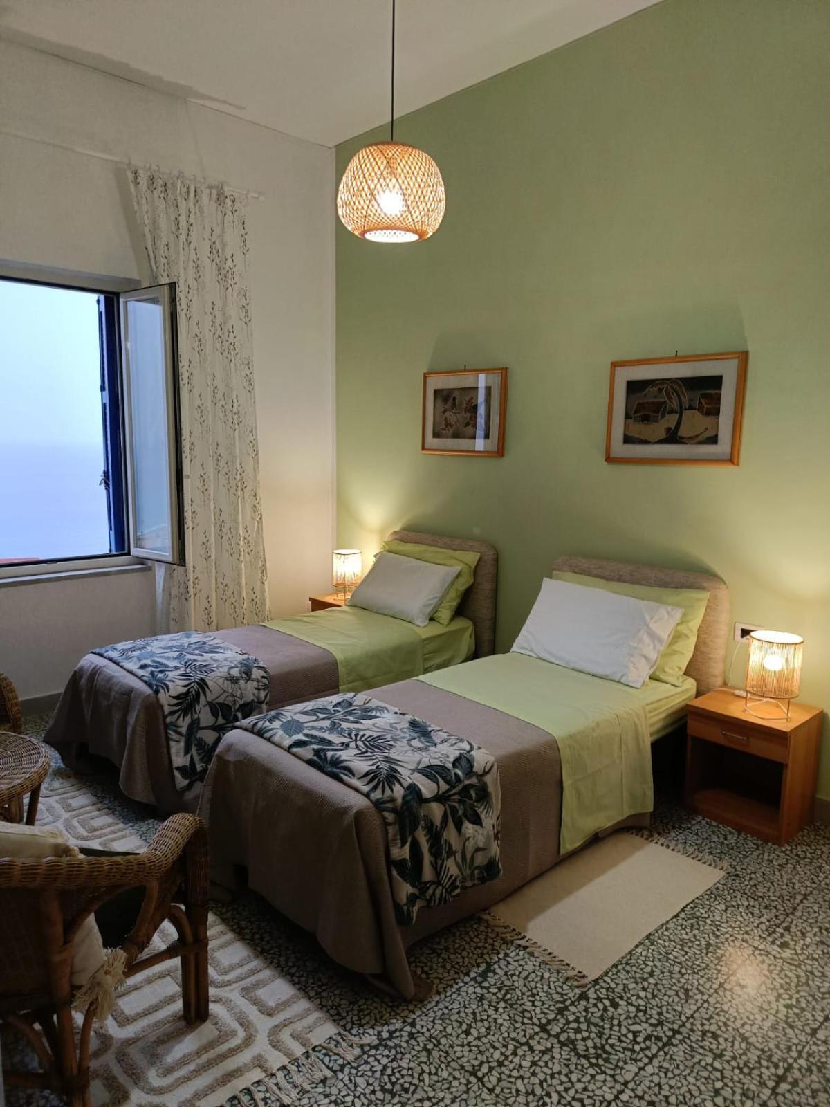 Sagittarius B&B Cetraro Ruang foto